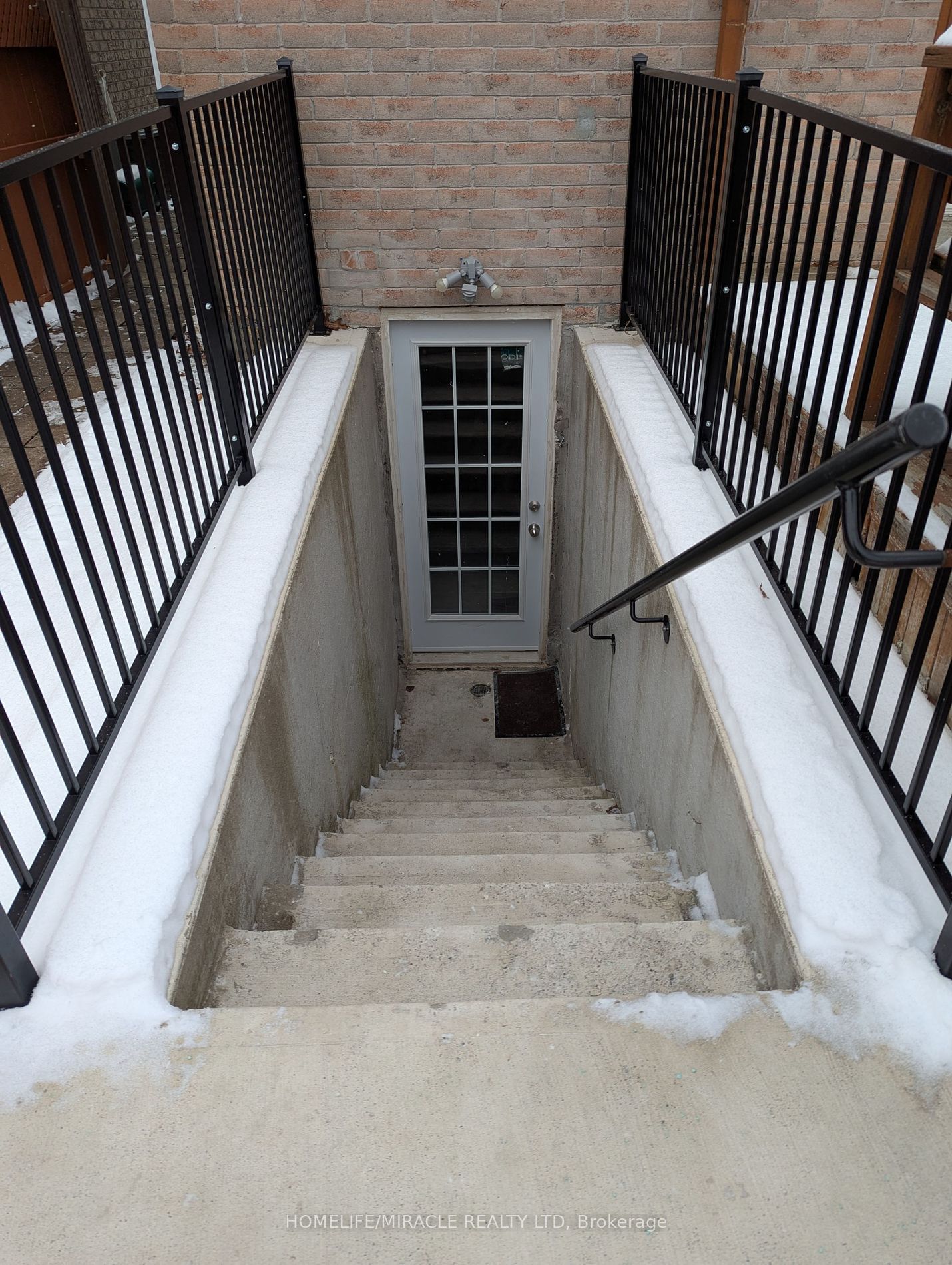 Detached House leased at basement-1599 Samuelson Circle, Mississauga, Meadowvale Village, L5N 7Z7 - MLS: W11963571