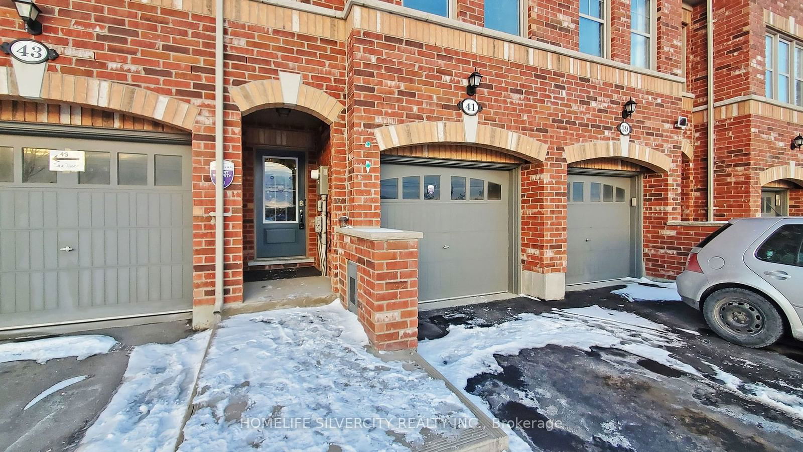 Townhouse for sale at 41 Padbury Trail, Brampton, Northwest Brampton, L7A 4V2 - MLS: W11963584