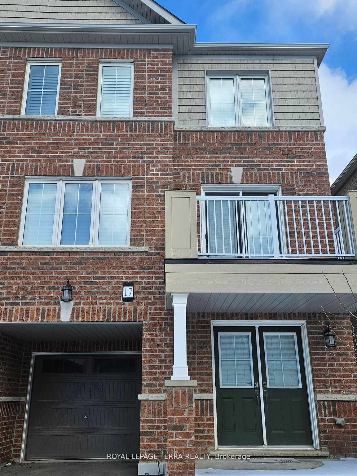 Townhouse for lease at 17 Daylight Street, Brampton, Northwest Brampton, L7A 4N6 - MLS: W11963648