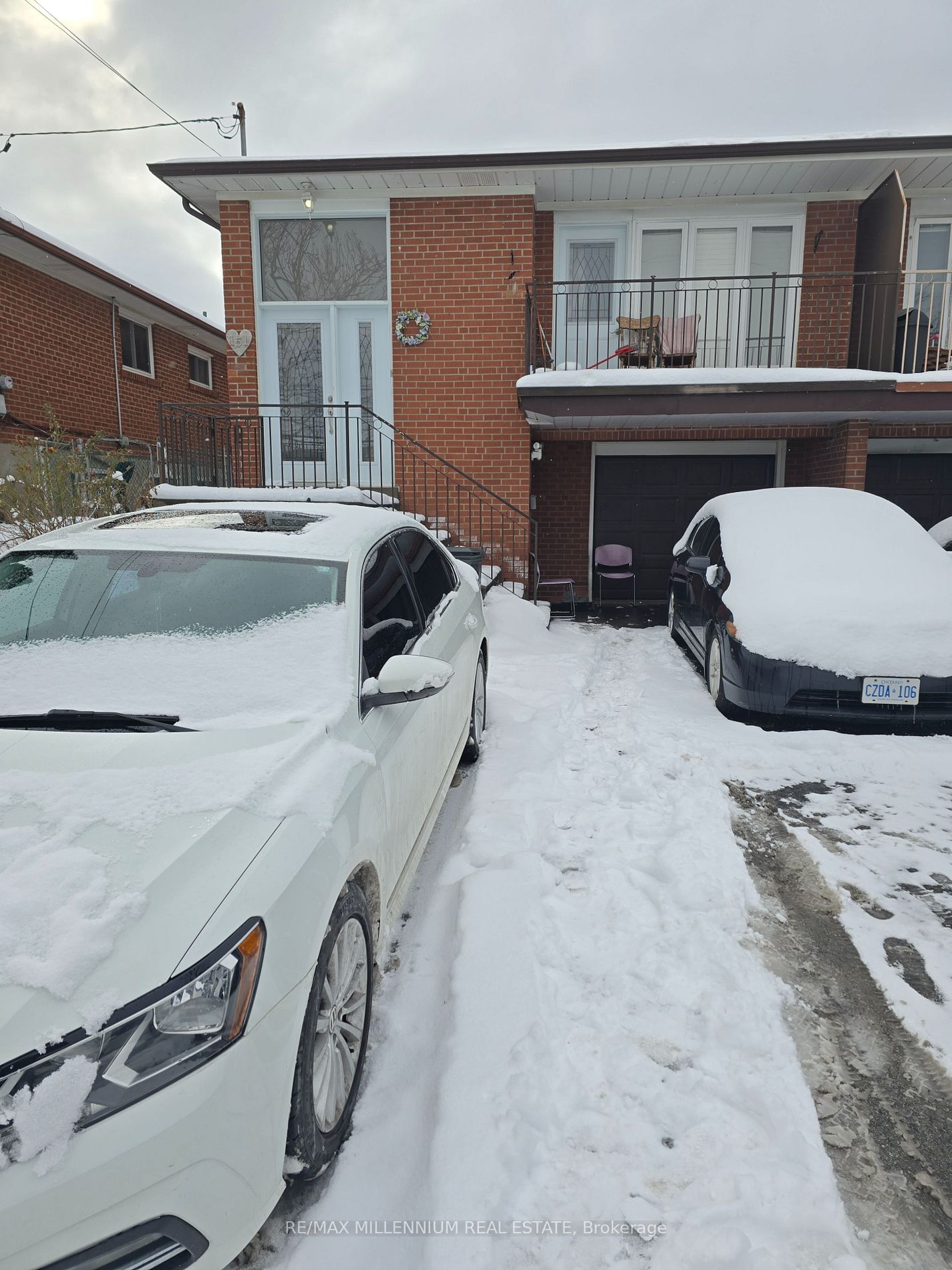 Semi-Detached House for lease at Upper-151 Ardwick Street, Toronto, Humbermede, M9M 1W3 - MLS: W11963758