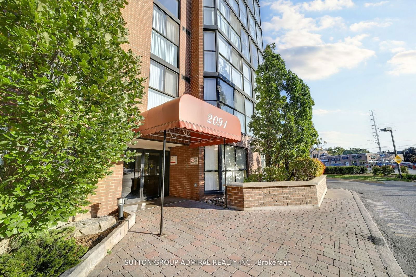 Condo for sale at 706-2091 Hurontario Street, Mississauga, Cooksville, L5A 4E6 - MLS: W11963790