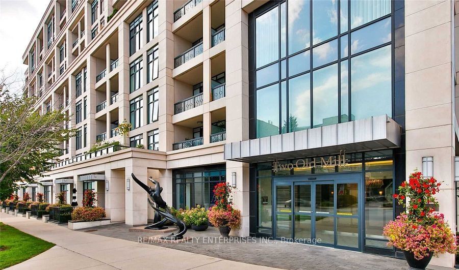 Condo for lease at 318-2 Old Mill Drive, Toronto, High Park-Swansea, M6S 0A2 - MLS: W11963818