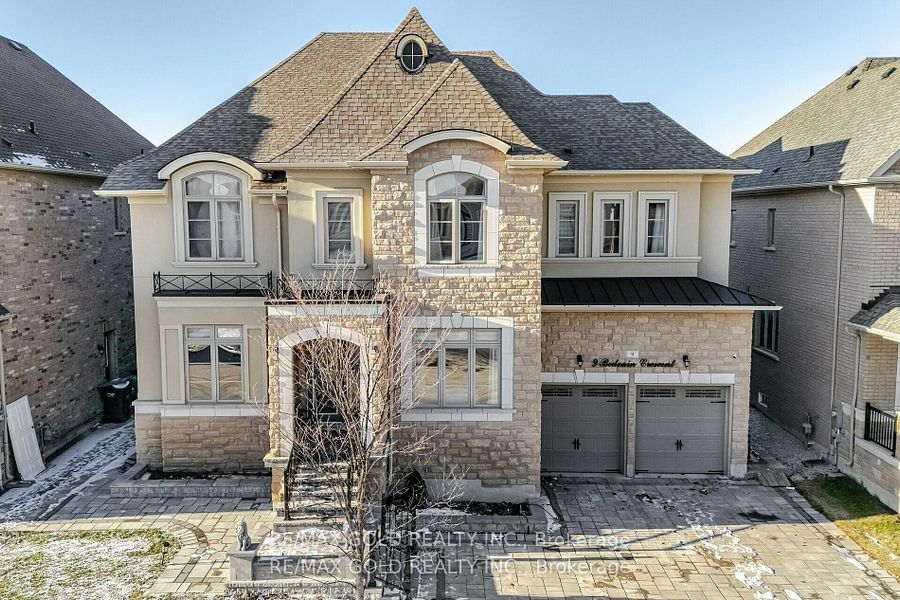 Detached House for sale at 9 Bedouin Crescent, Brampton, Toronto Gore Rural Estate, L6P 4H3 - MLS: W11963830