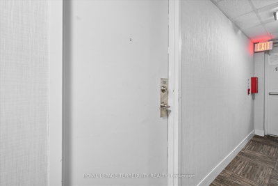 Unit 328 — 1410 Dupont Street S — photo 5