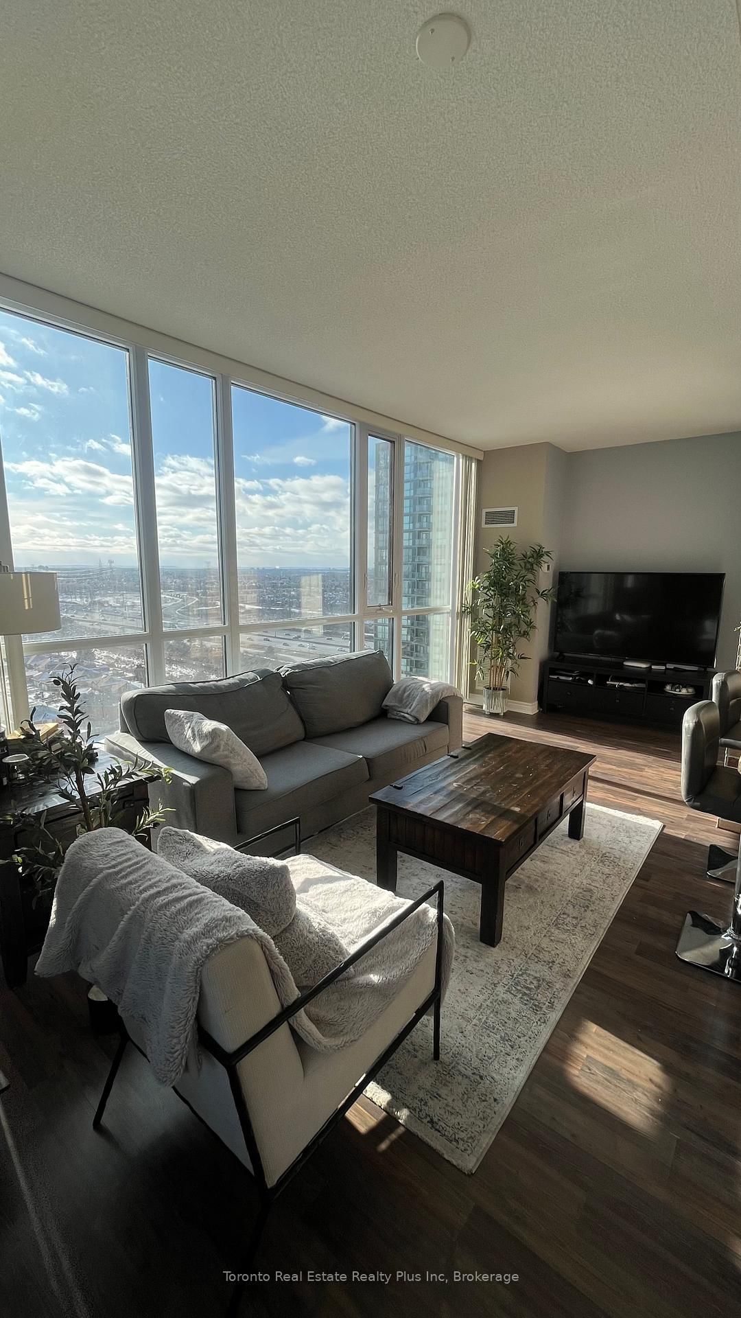 Condo leased at 1806-339 Rathburn Road, Mississauga, City Centre, L5B 0K6 - MLS: W11963917