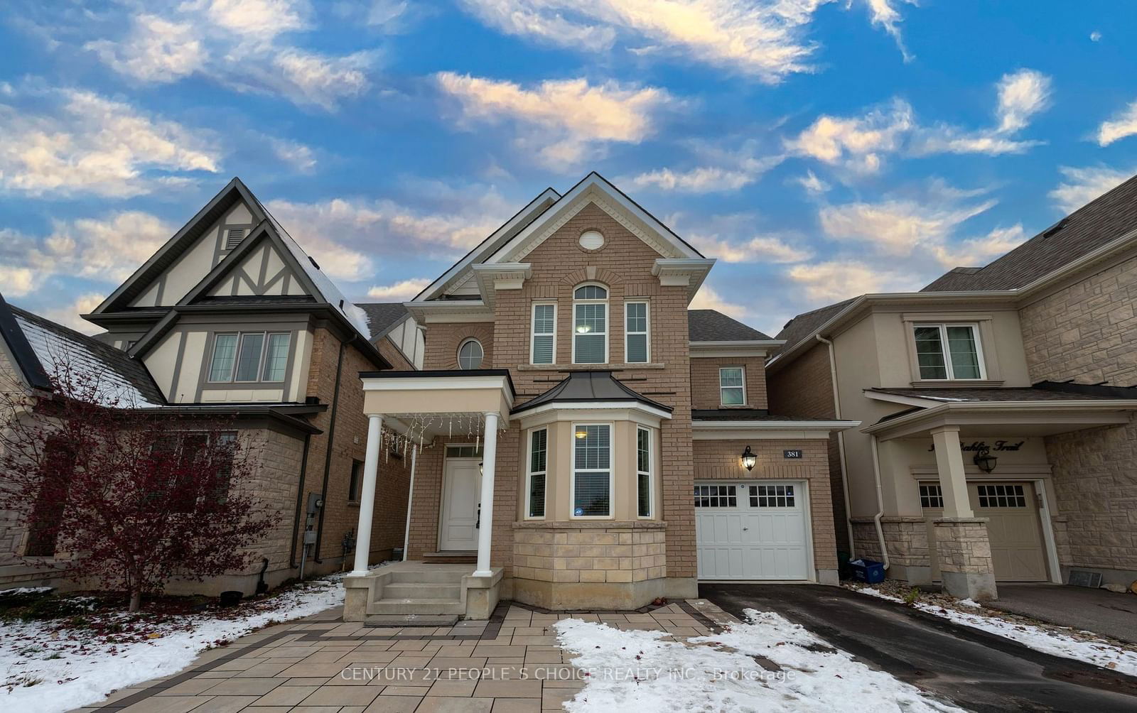 Detached House leased at 381 Dahlia Trail, Oakville, Rural Oakville, L6M 1L4 - MLS: W11964019