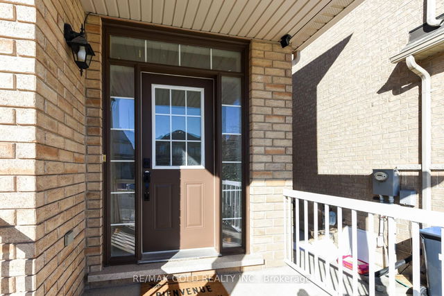 86 Crumlin Crescent