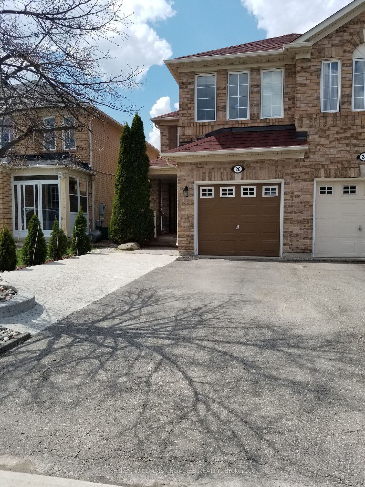 Semi-Detached House for lease at 26 Garibaldi Drive, Brampton, Fletcher's Meadow, L6X 4Y7 - MLS: W11964138