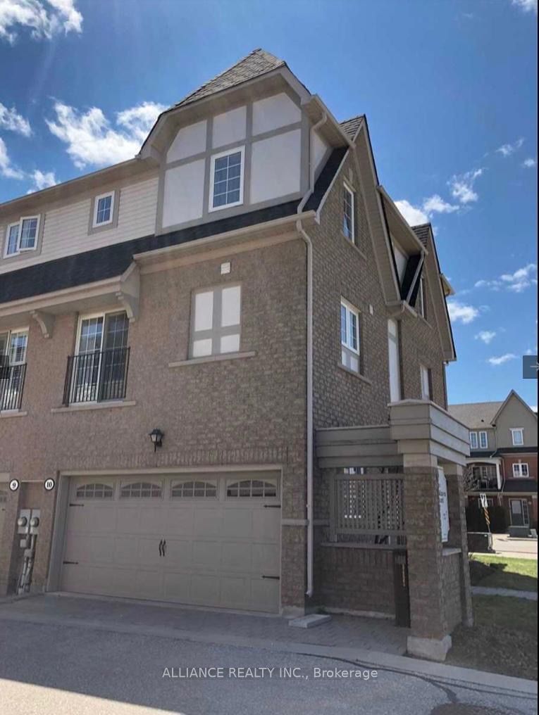 Townhouse leased at 10-2361 Parkhaven Boulevard, Oakville, Uptown Core, L6H 7S7 - MLS: W11964216