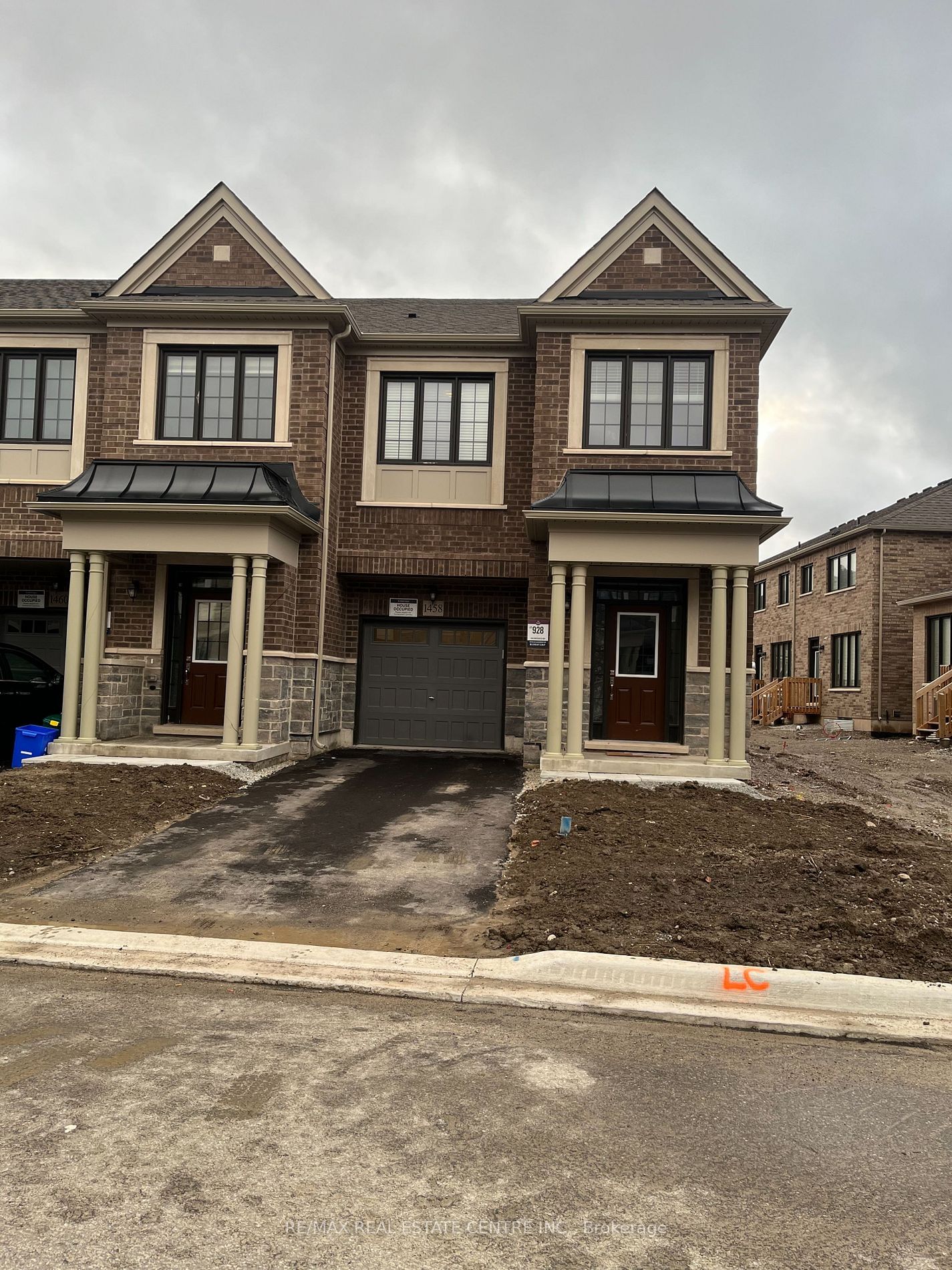 Townhouse for sale at 1458 Watercres Way, Milton, Walker, L9E 1Z9 - MLS: W11964364