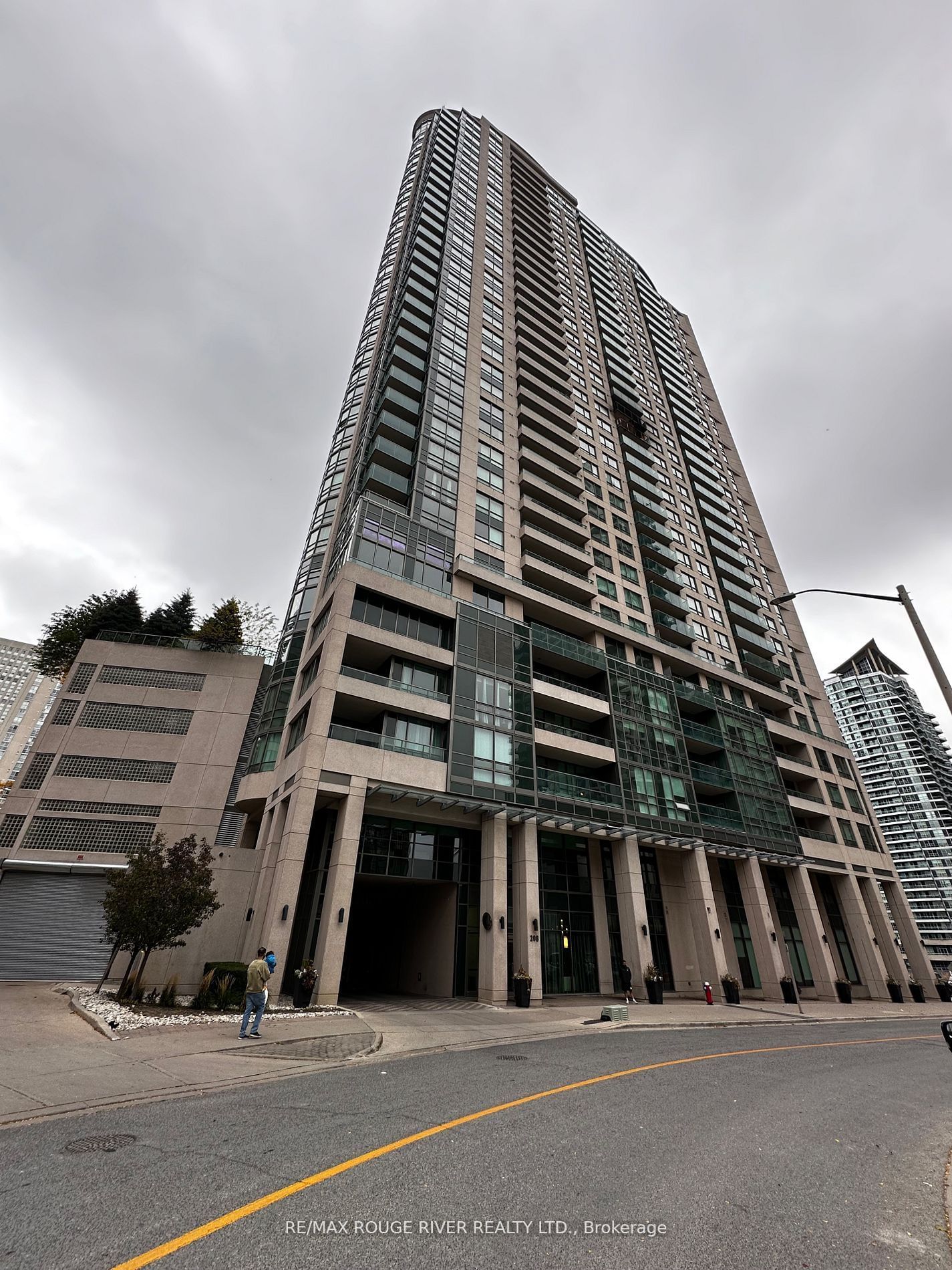 Condo for sale at 1609-208 Enfield Place, Mississauga, City Centre, L5B 0G8 - MLS: W11964392