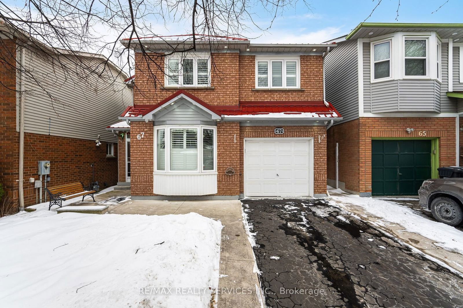 Detached House for sale at 67 Stoneledge Circle, Brampton, Sandringham-Wellington, L6R 1G8 - MLS: W11964454