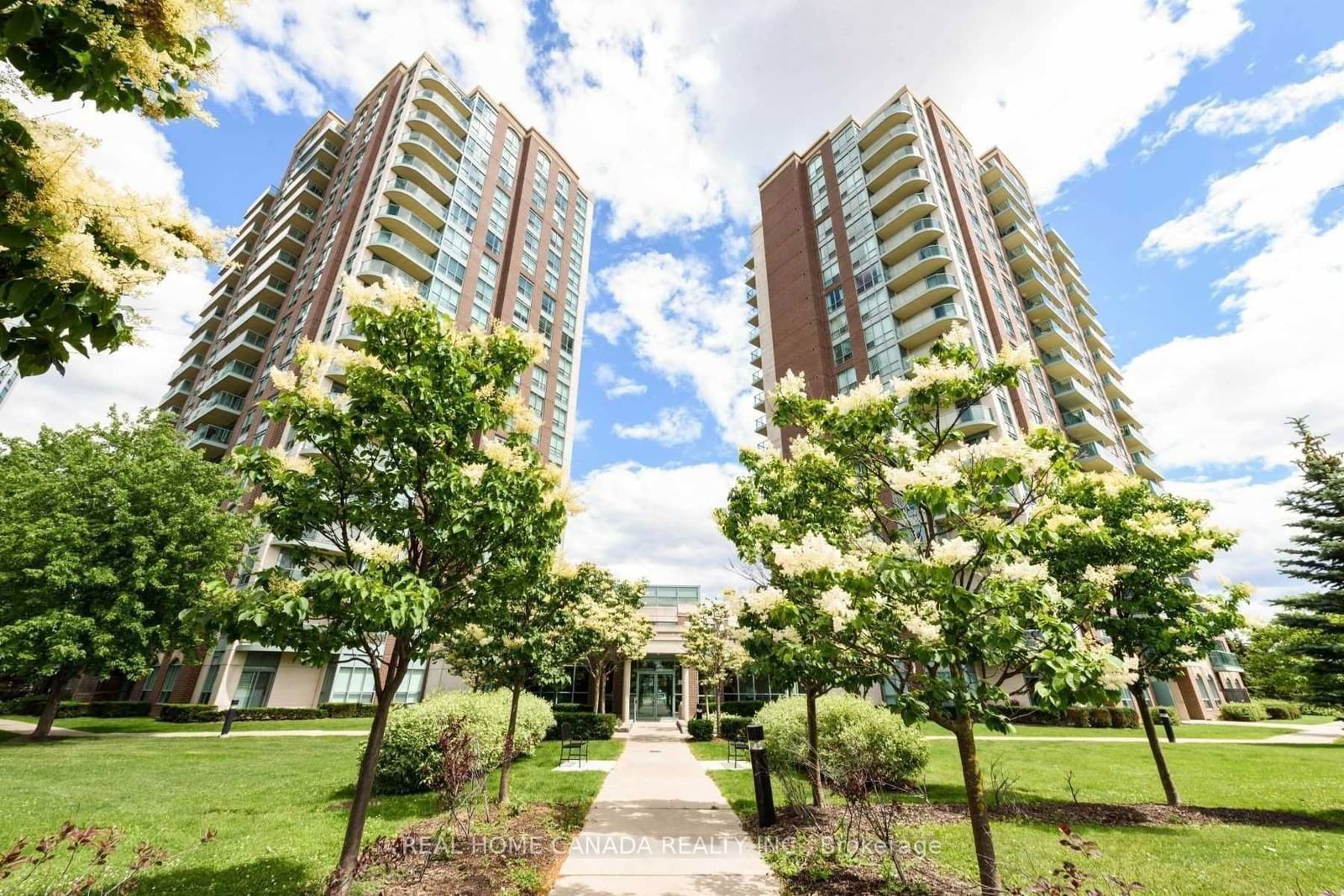 Condo for sale at 1802-4879 Kimbermount Avenue, Mississauga, Central Erin Mills, L5M 7R8 - MLS: W11964549