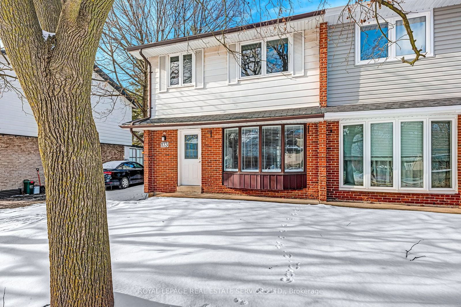 Semi-Detached House sold at 173 McCraney Street, Oakville, 1003 - CP College Park, L6H 1H8 - MLS: W11964649