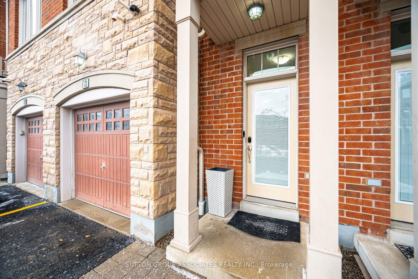 Townhouse sold at 12-5710 Long Valley Road, Mississauga, Churchill Meadows, L5M 0M1 - MLS: W11964857