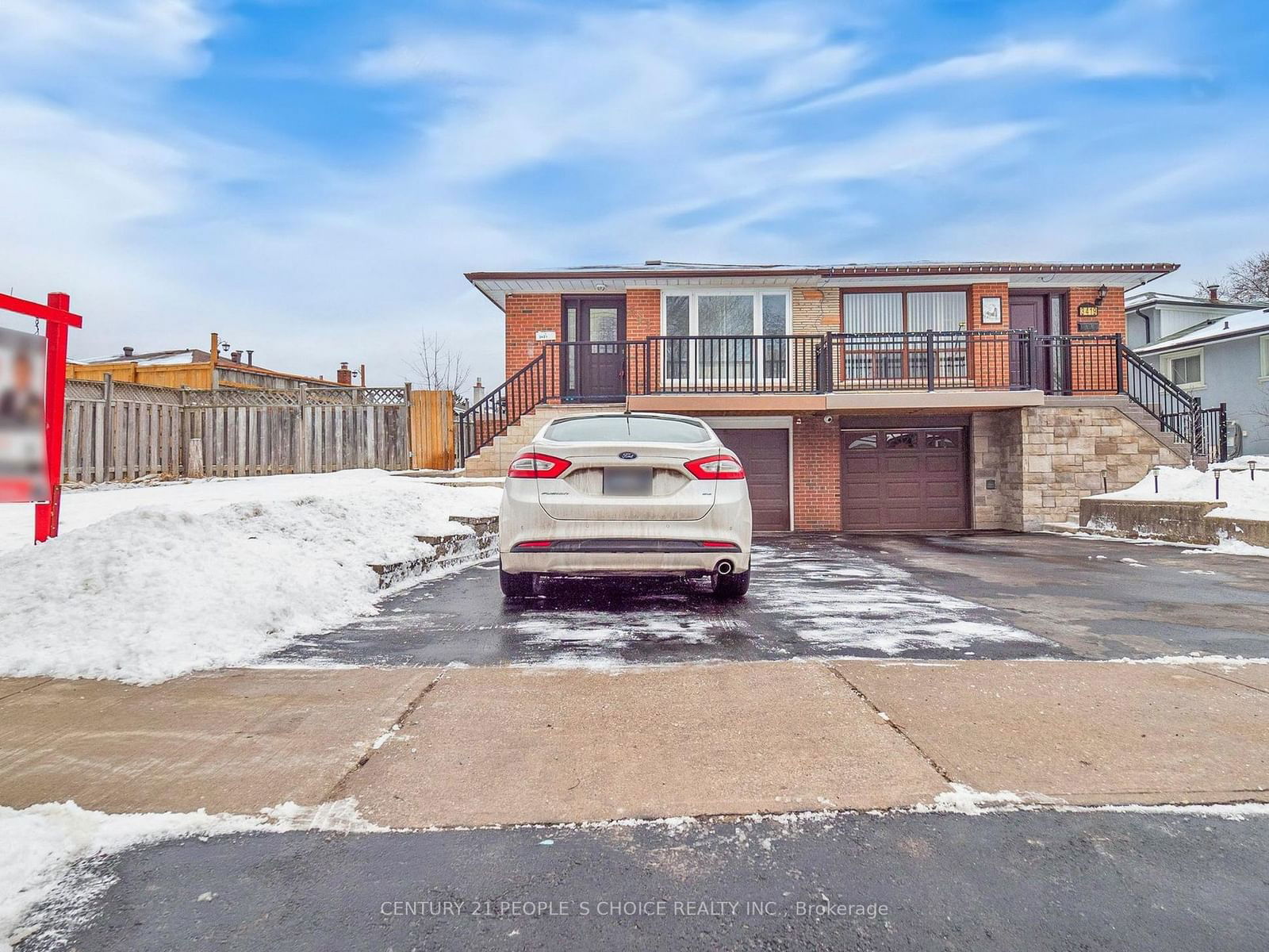 Semi-Detached House for sale at 3421 Ellengale Drive, Mississauga, Erindale, L5C 1Z5 - MLS: W11964934