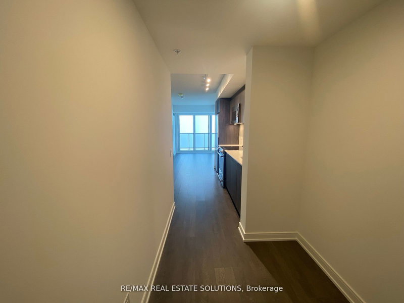 1611 - 30 Samuel Wood Way, Toronto, M9B 0C9 | Image 2