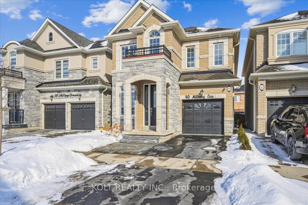 Detached House for sale at 40 Military Crescent, Brampton, Northwest Brampton, L7A 4V8 - MLS: W11965438