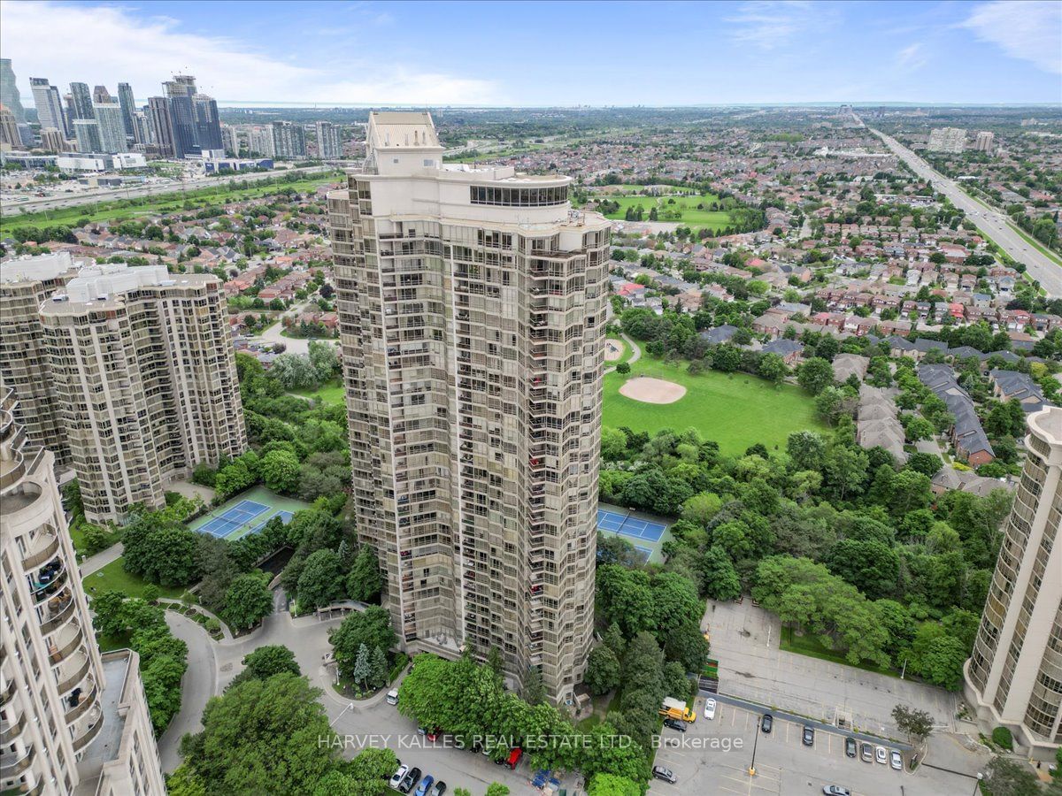 Condo for sale at 404-45 Kingsbridge Garden Circle, Mississauga, Hurontario, L5R 3K4 - MLS: W11965465