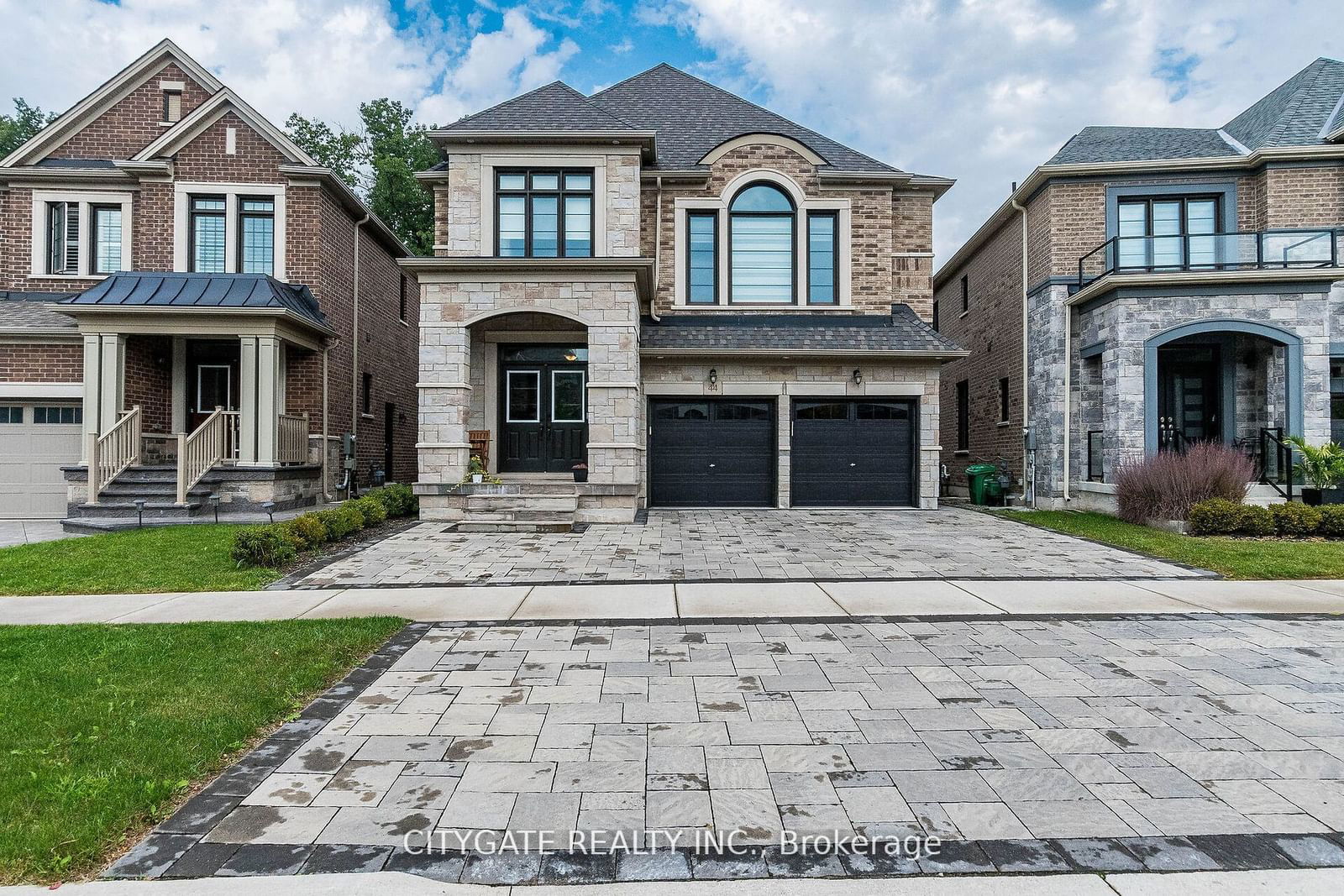 Detached House for sale at 44 elysian fields Circle, Brampton, Bram West, L6Y 6E9 - MLS: W11965468