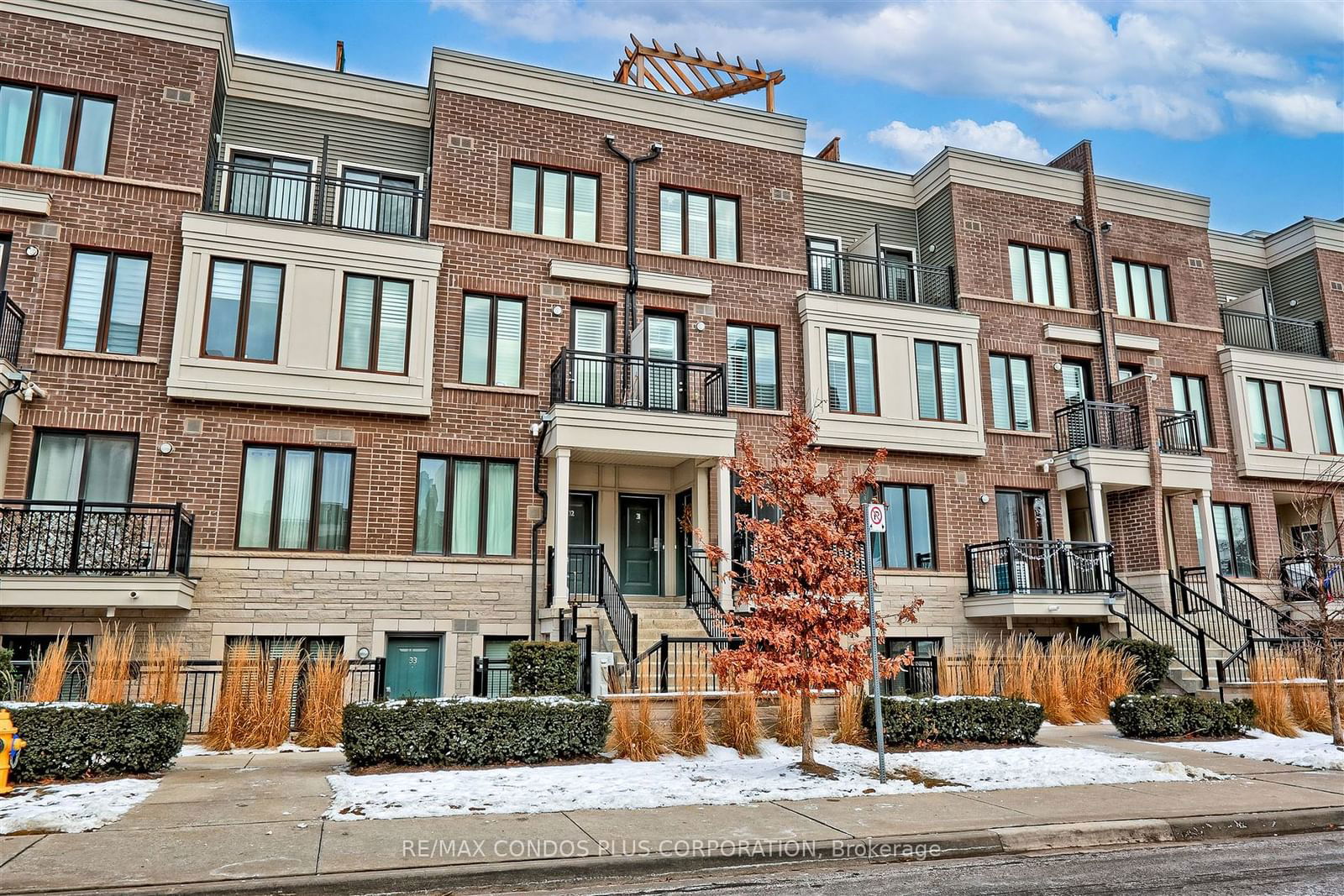 Townhouse leased at 31-70 Eastwood Park Gdns, Toronto, Long Branch, M8W 0B1 - MLS: W11965518