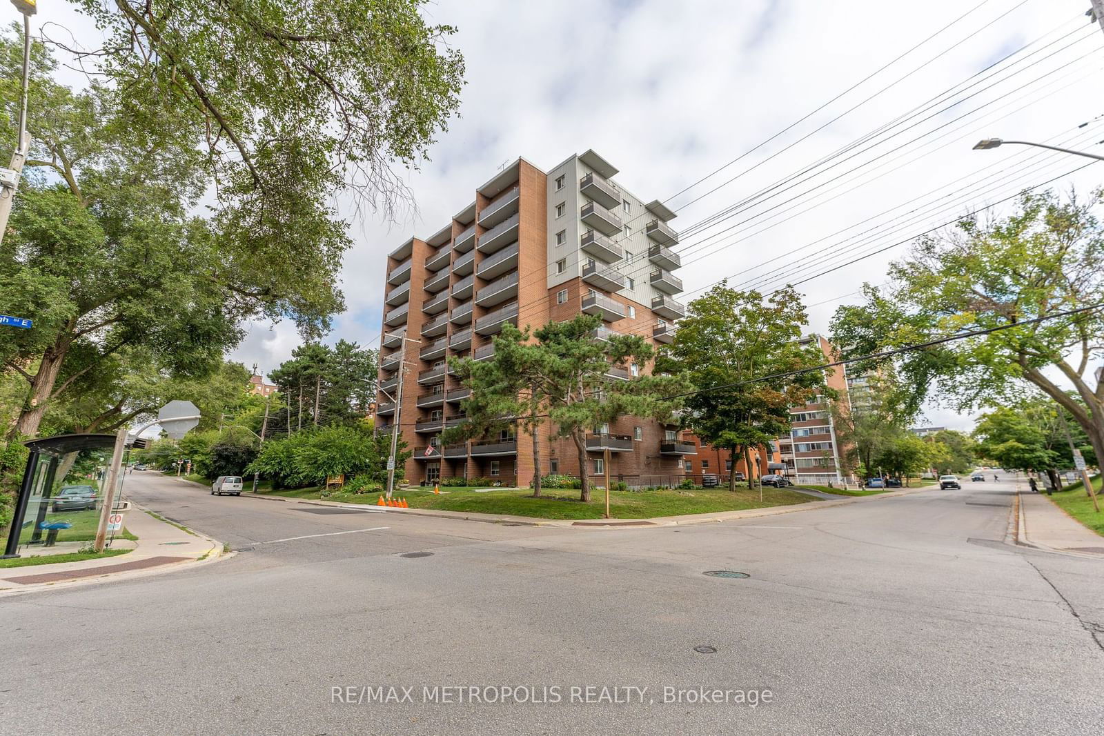 Condo for sale at 704-15 Elizabeth Street, Mississauga, Port Credit, L5G 2Z3 - MLS: W11965522