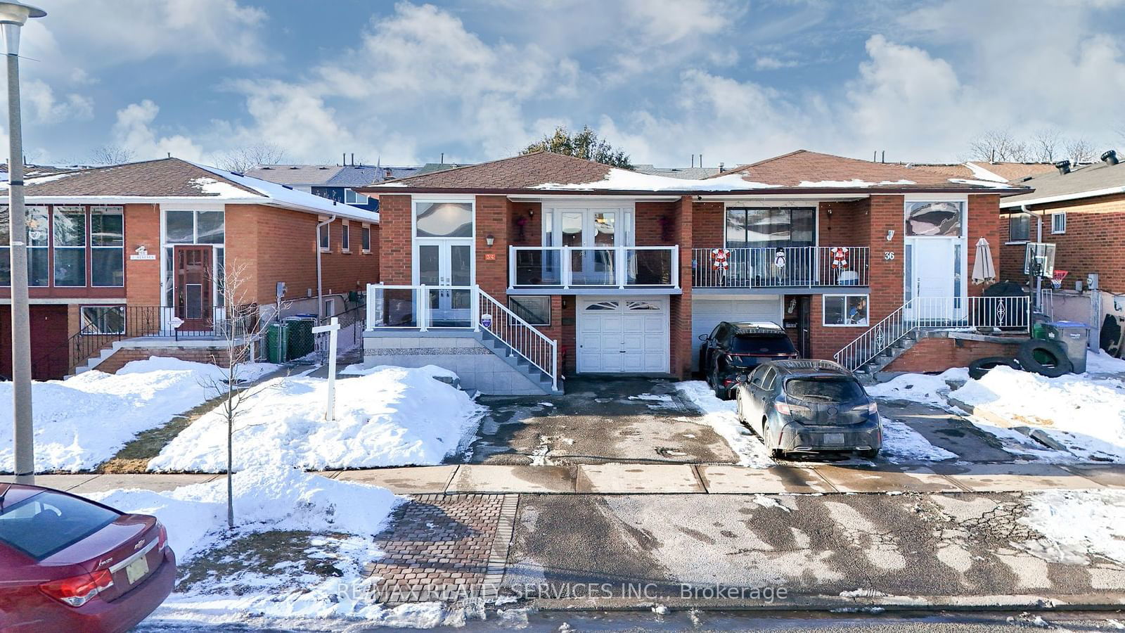 Semi-Detached House sold at 34 Major Oaks Drive, Brampton, Madoc, L6V 3K2 - MLS: W11965730