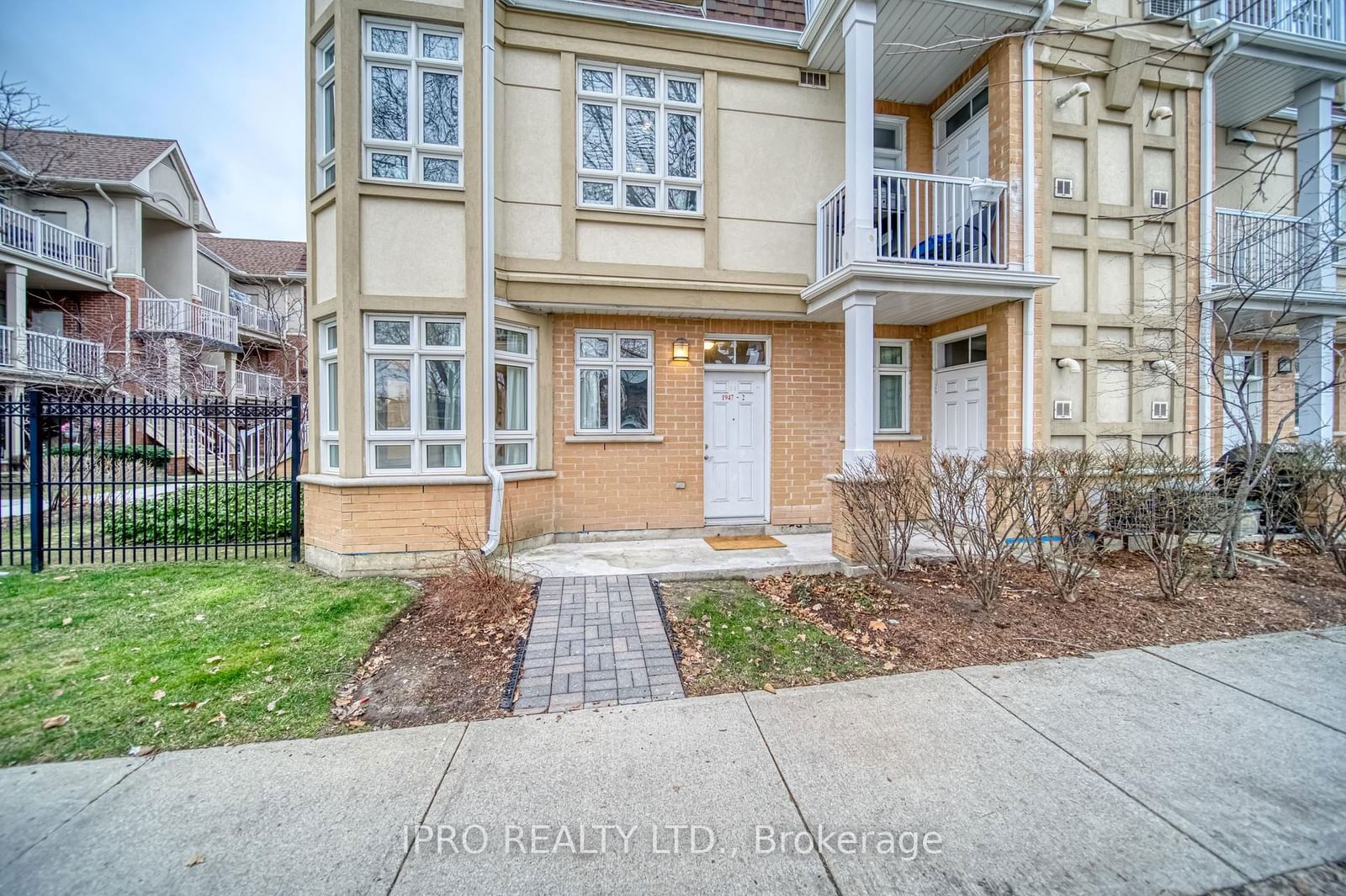 Townhouse for sale at #2-1947 Lawrence Avenue, Toronto, Weston, M9N 1H3 - MLS: W11966406