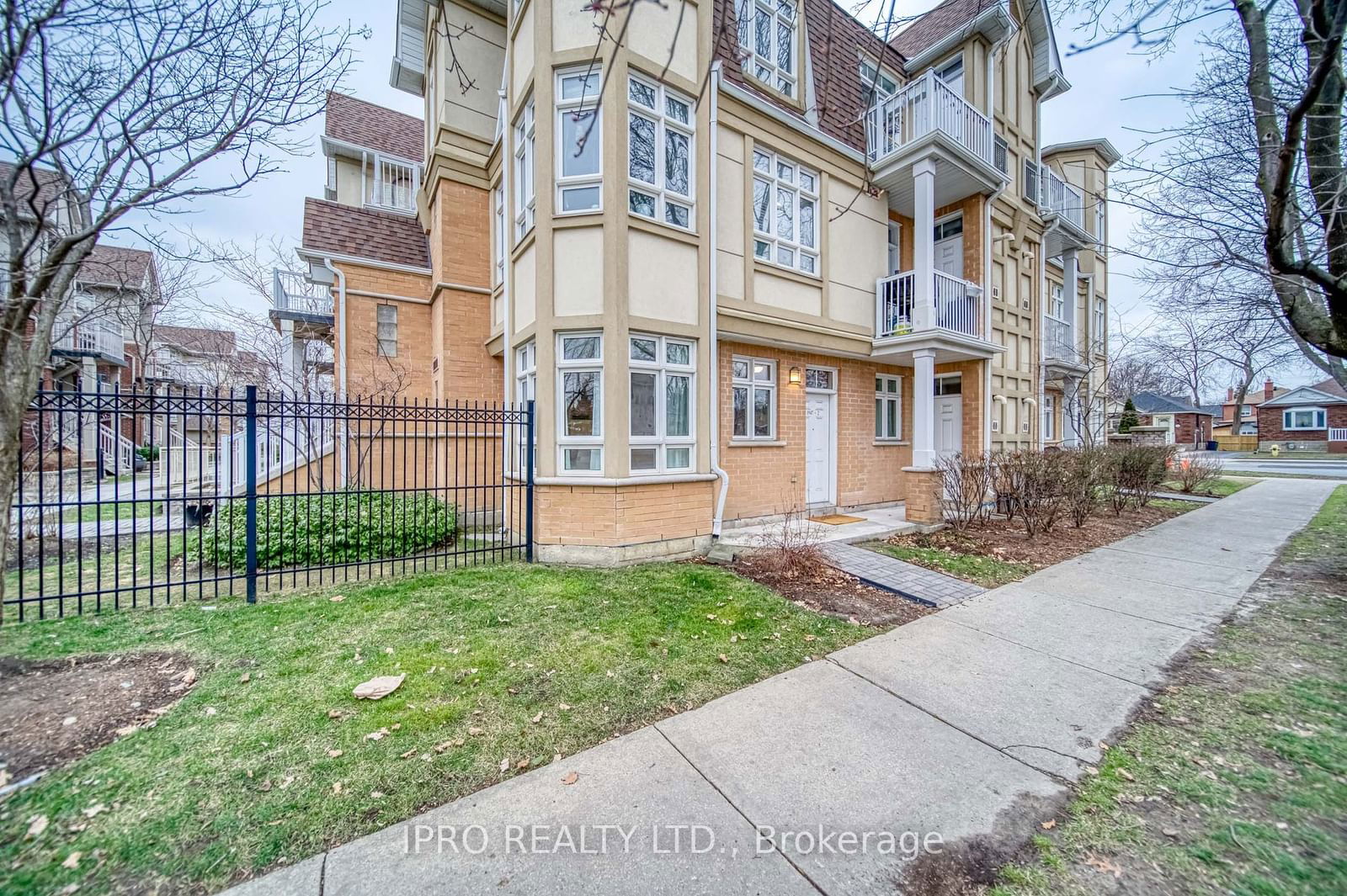 Townhouse for sale at #2-1947 Lawrence Avenue, Toronto, Weston, M9N 1H3 - MLS: W11966406