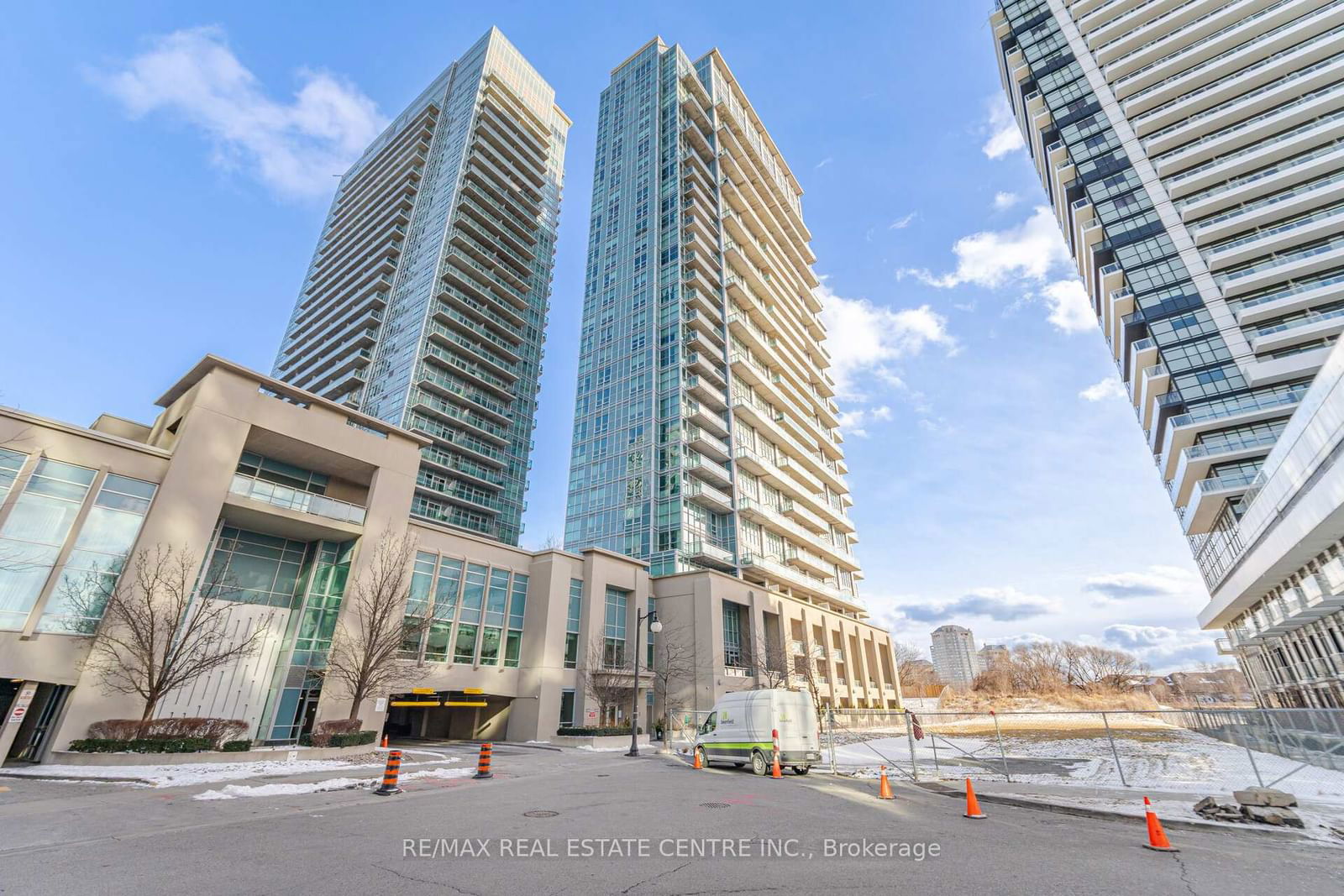 Condo sold at 403-155 Legion Road, Toronto, Mimico, M8Y 0A7 - MLS: W11966453