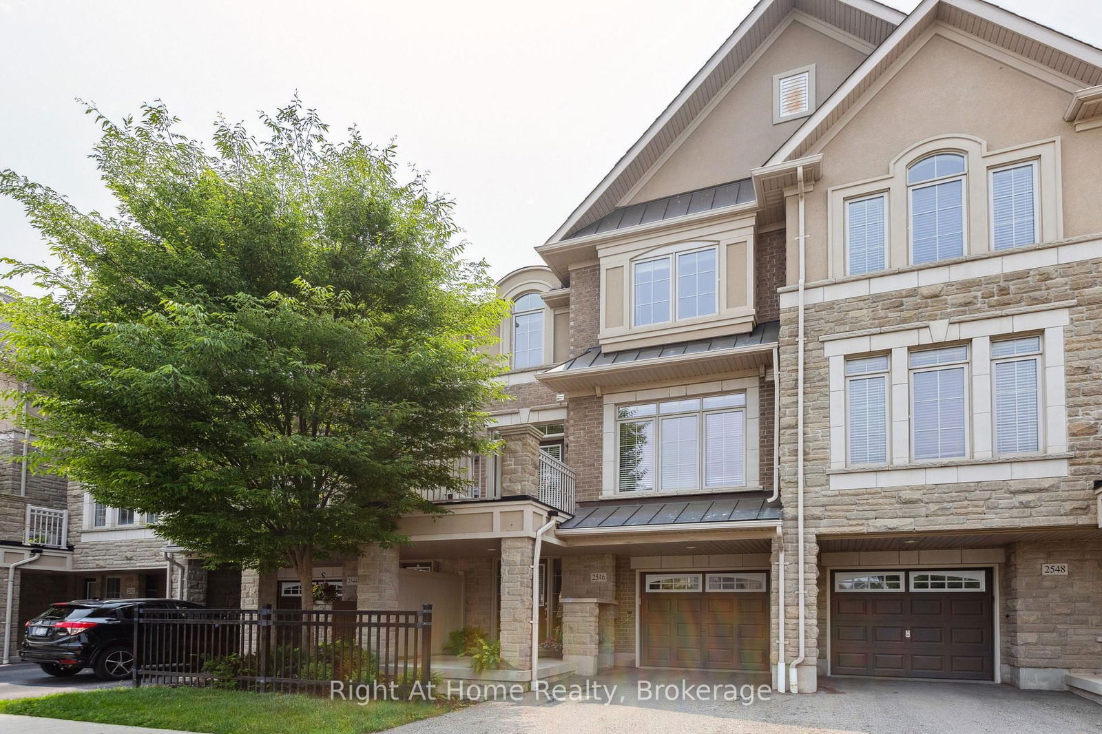 Townhouse leased at 2546 GRAND OAK Trail, Oakville, 1019 - WM Westmount, L6M 0S4 - MLS: W11966583