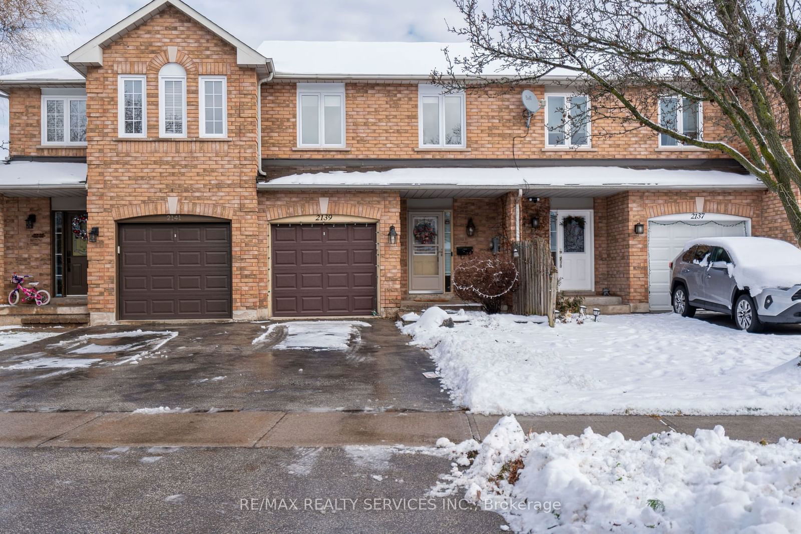 Townhouse for lease at 2139 Oakpoint Road, Oakville, West Oak Trails, L6M 3N2 - MLS: W11966808