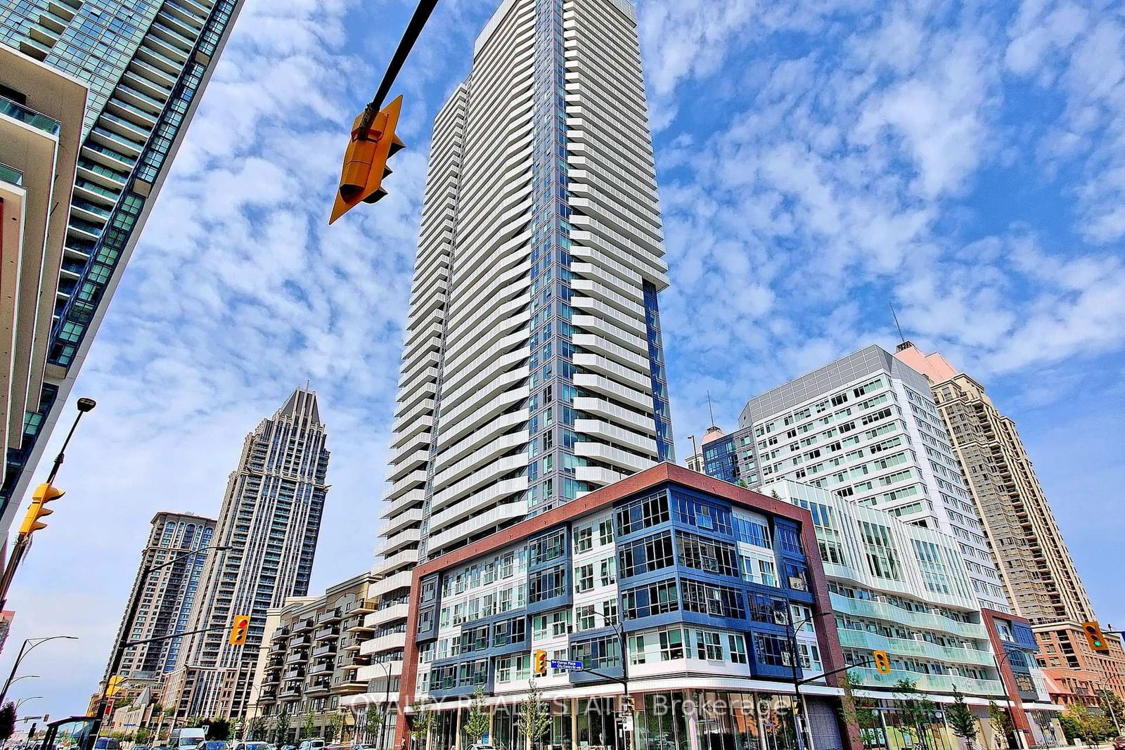 Condo leased at 417-4065 Confederation Pkwy, Mississauga, City Centre, L5B 0L4 - MLS: W11966833