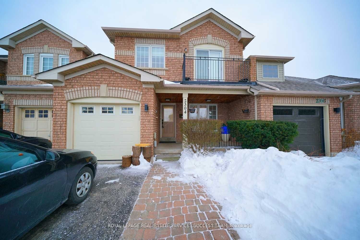 Townhouse for lease at 2304 Kingfisher Court, Oakville, West Oak Trails, L6M 3Z3 - MLS: W11966948