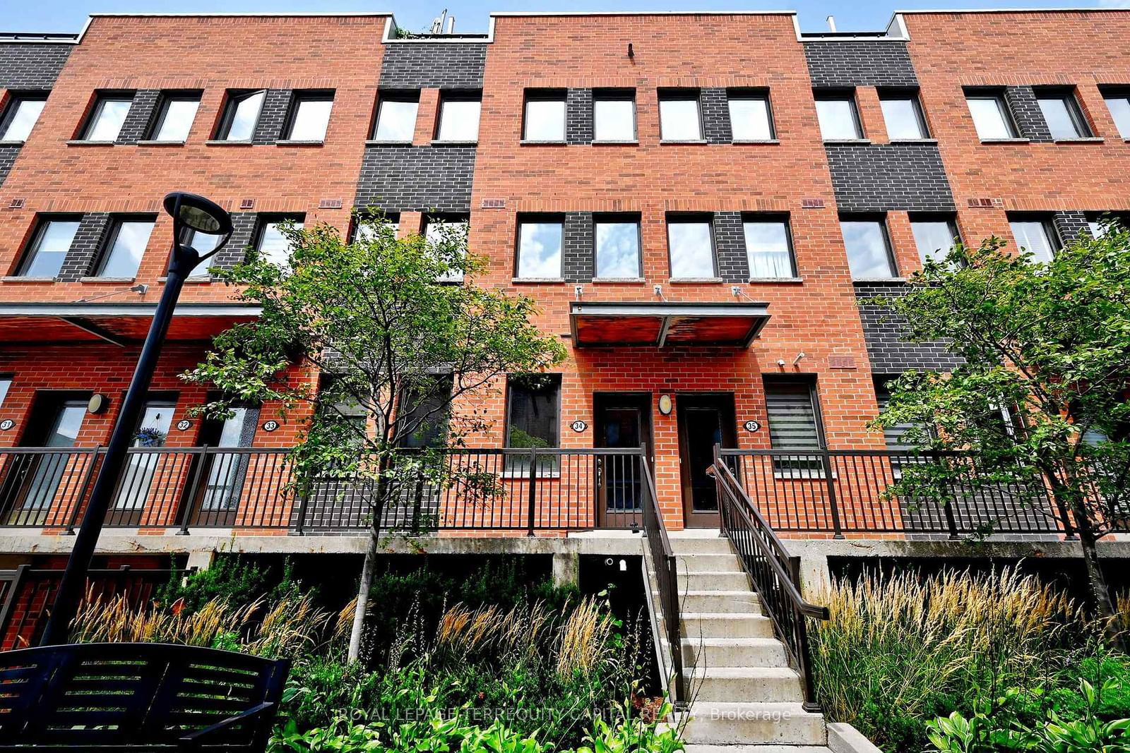 Townhouse for sale at 34-871 Wilson Avenue, Toronto, Downsview-Roding-CFB, M3K 1E6 - MLS: W11966952