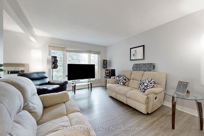 44 Deloraine Dr, Brampton - Southgate image-0-3