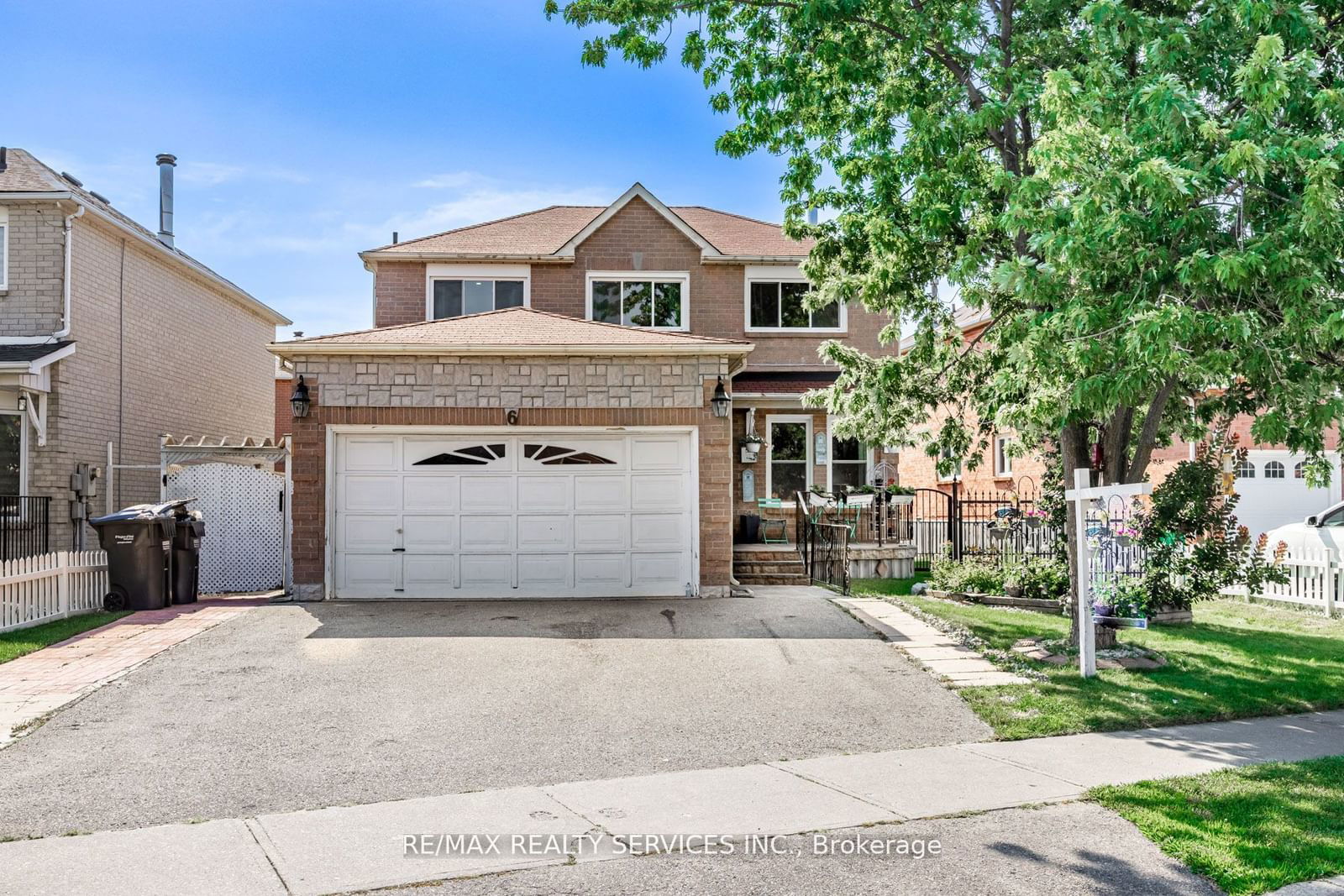 Detached House for sale at 6 Songsparrow Drive, Brampton, Fletcher's Creek South, L6Y 4A2 - MLS: W11967055