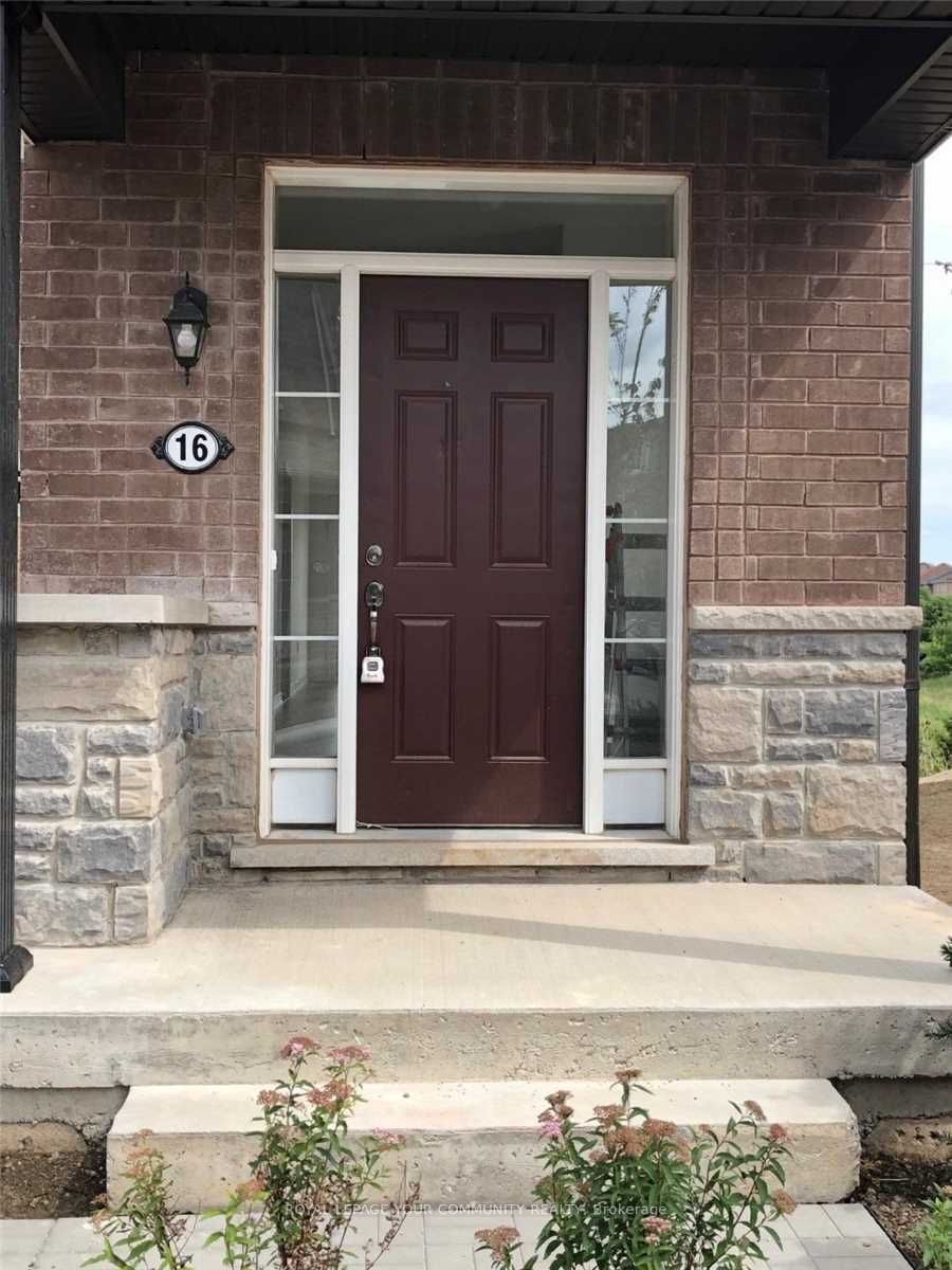 Townhouse for lease at 16 Feldspar Gate, Brampton, Credit Valley, L6X 5R6 - MLS: W11967136