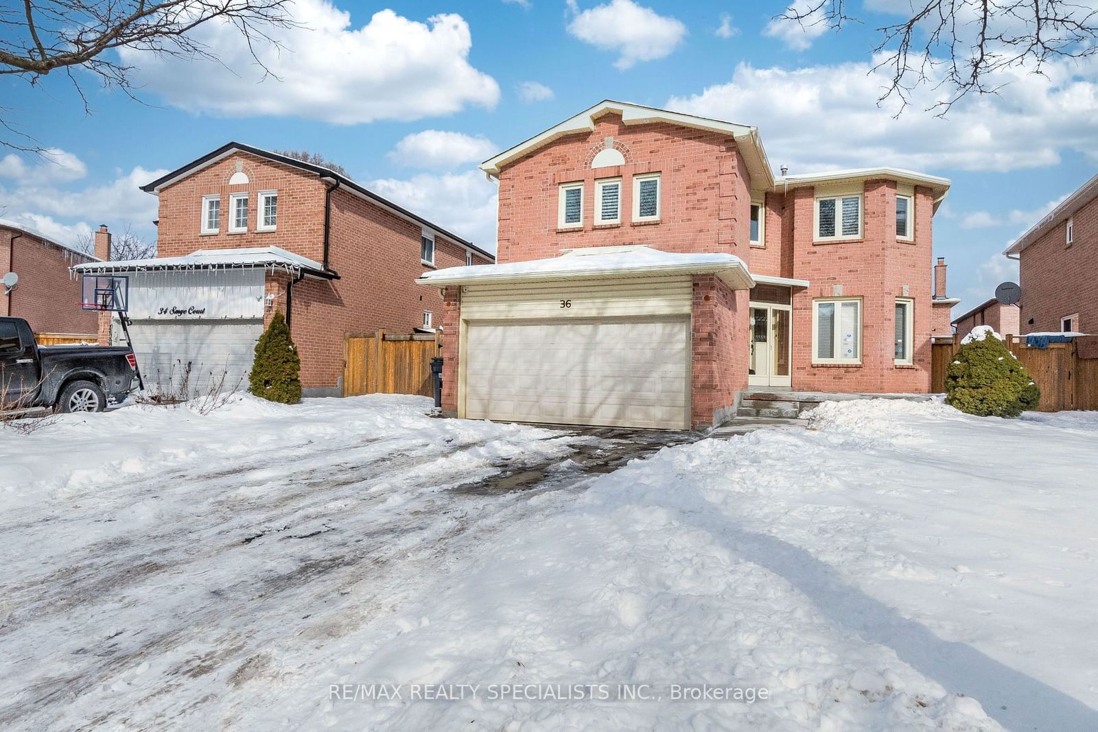 Detached House for lease at 36 Smye Court, Brampton, Northwood Park, L6X 4B2 - MLS: W11967144