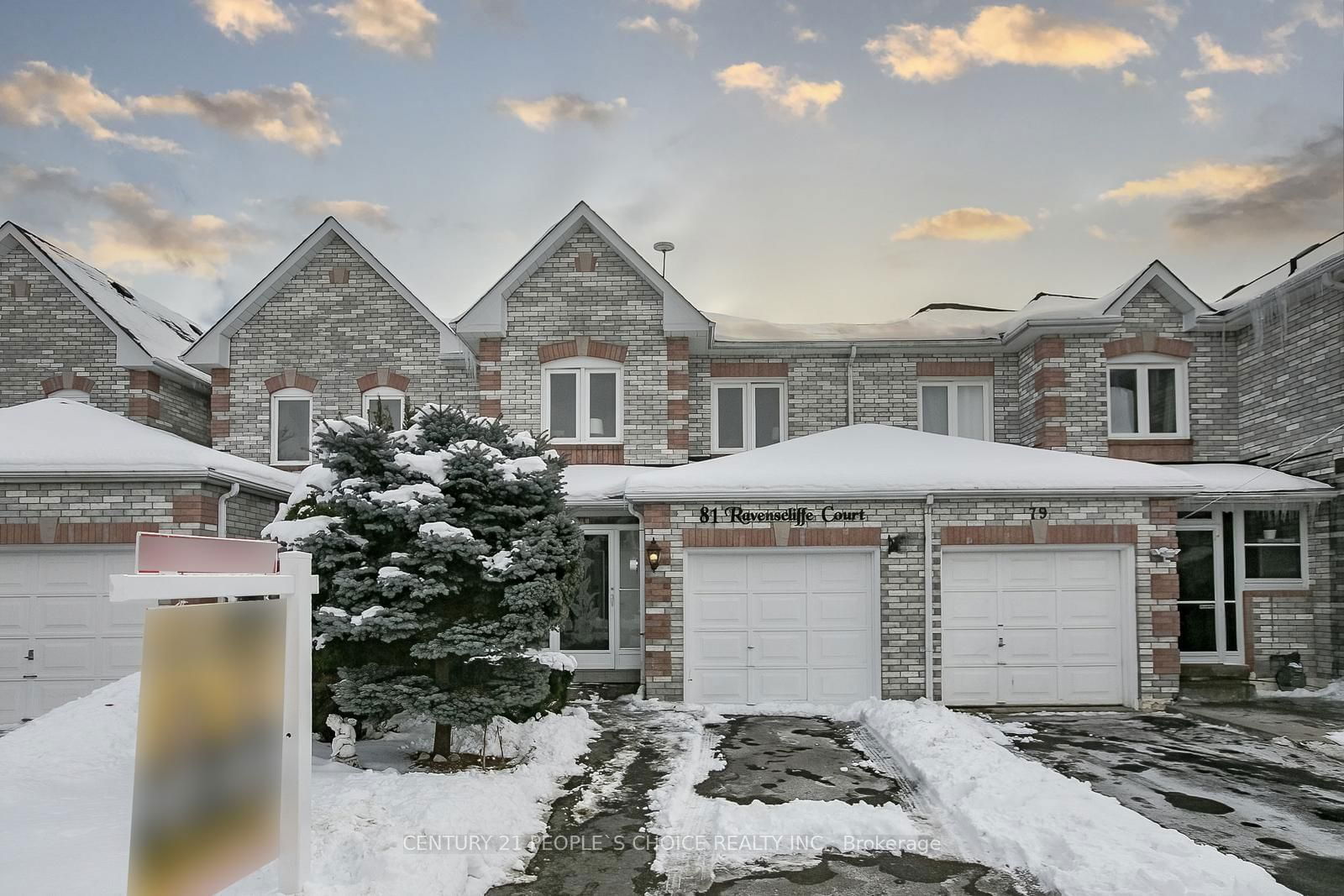 Townhouse for sale at 81 Ravenscliffe Court, Brampton, Northwood Park, L6X 4N9 - MLS: W11967215