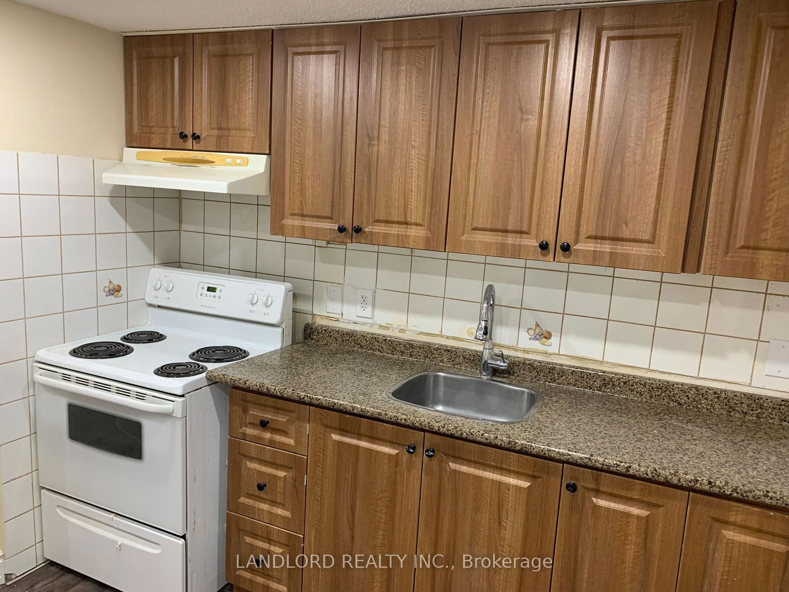 Lower Level leased at Bsmt-251 Vodden Street, Brampton, Madoc, L6V 1N3 - MLS: W11967514
