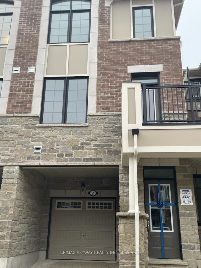 Townhouse for lease at 7 Melmar Street, Brampton, Northwest Brampton, L7A 0B6 - MLS: W11967547