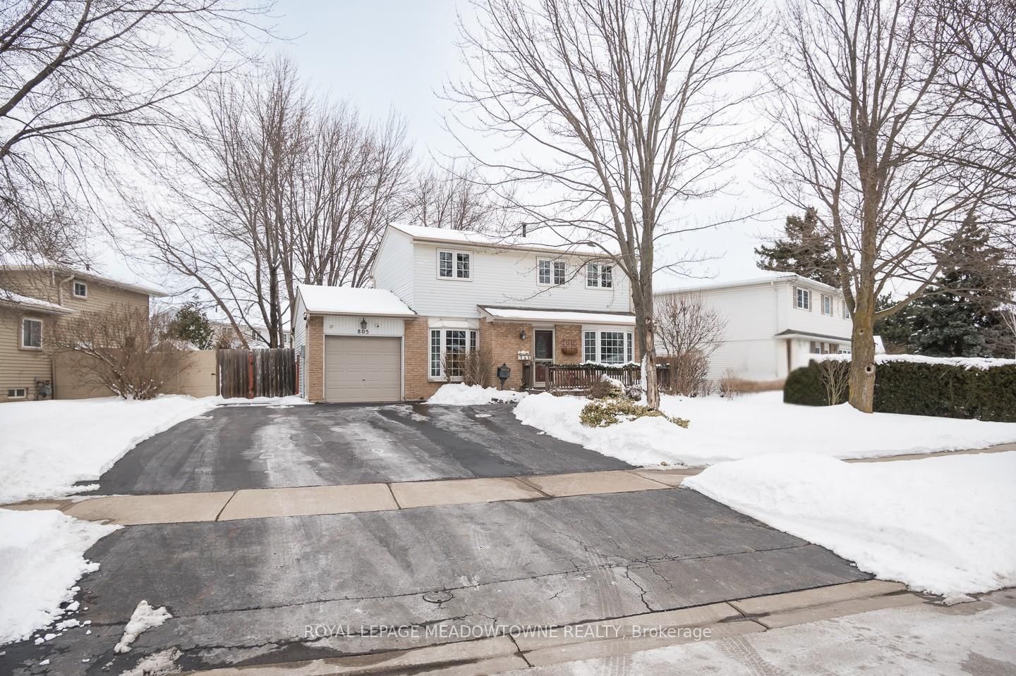 Detached House for sale at 805 Cabot Trail, Milton, Dorset Park, L9T 3S7 - MLS: W11967572