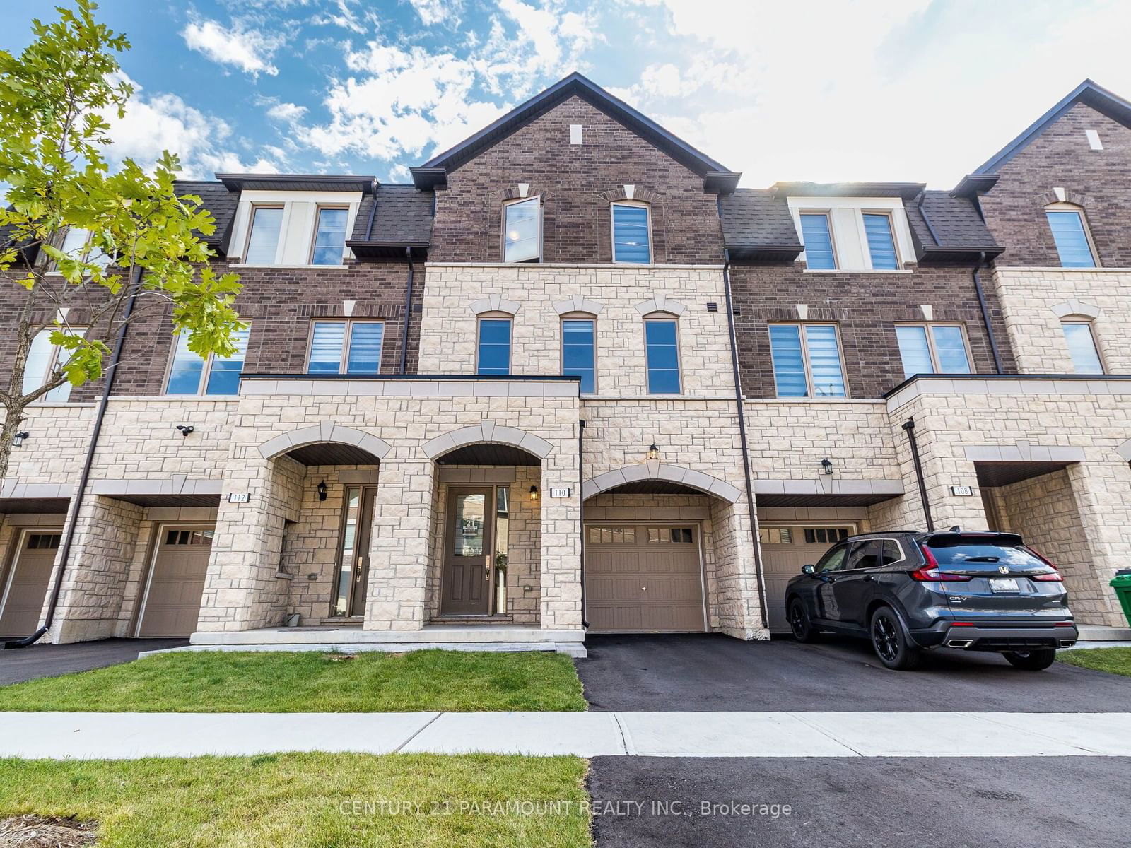 Townhouse for sale at 110 Halliford Place, Brampton, Bram East, L6P 0N5 - MLS: W11967602