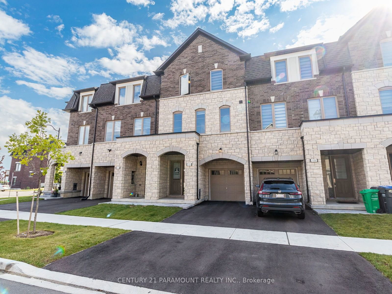 Townhouse for sale at 110 Halliford Place, Brampton, Bram East, L6P 0N5 - MLS: W11967602