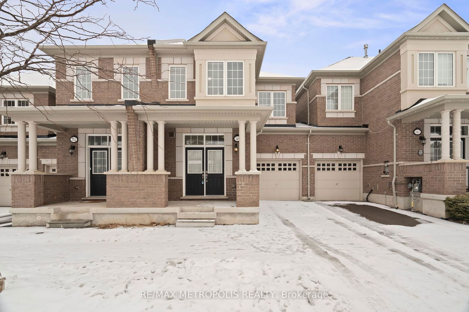 Townhouse for sale at 349 Leadwood Gate, Oakville, Rural Oakville, L6M 1L7 - MLS: W11967623