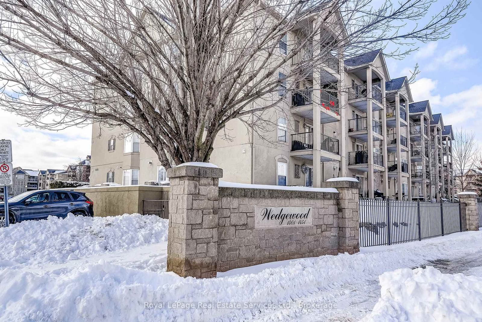 Condo for sale at 411-1431 Walkers Line, Burlington, Tansley, L7M 4P3 - MLS: W11967709