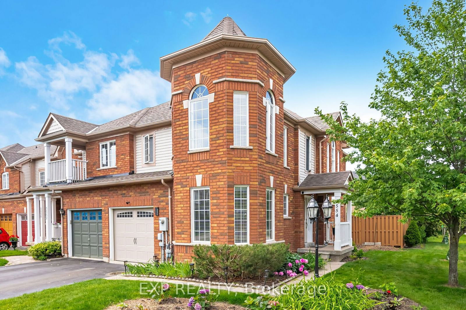 Townhouse for sale at 5554 Linwell Place, Mississauga, Churchill Meadows, L5M 6L7 - MLS: W11967803