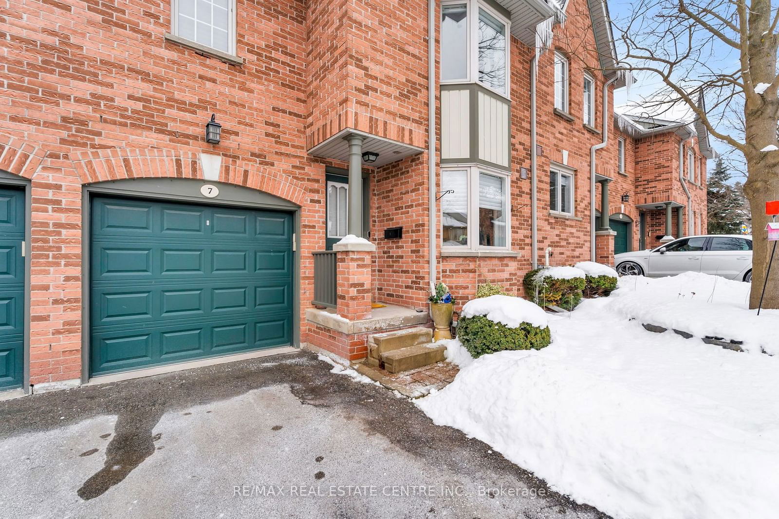 Townhouse for sale at 7-76 River Drive, Halton Hills, Georgetown, L7G 2J2 - MLS: W11967875