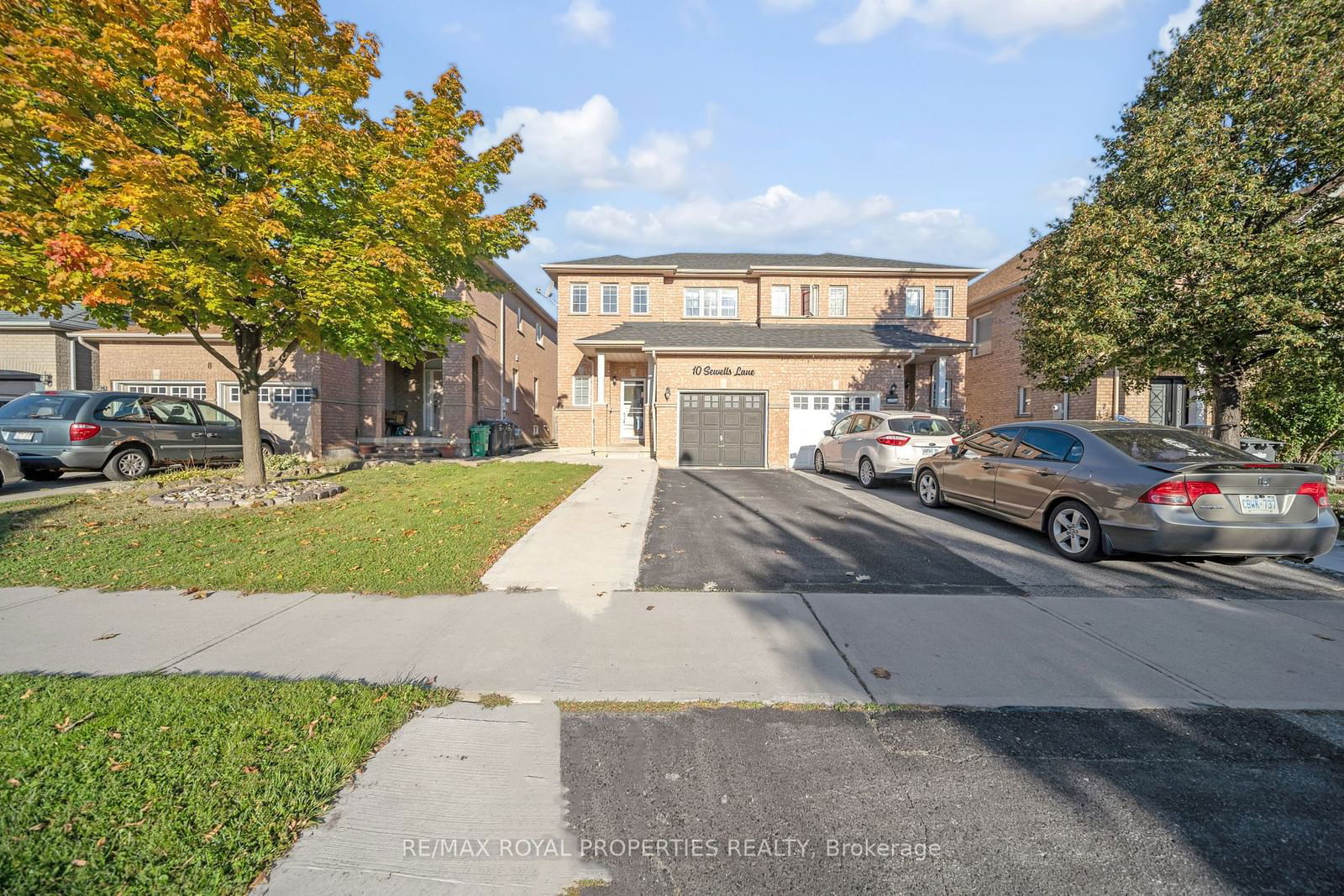 Townhouse for lease at 10 Sewells Lane, Brampton, Fletcher's Meadow, L7A 3A1 - MLS: W11967893